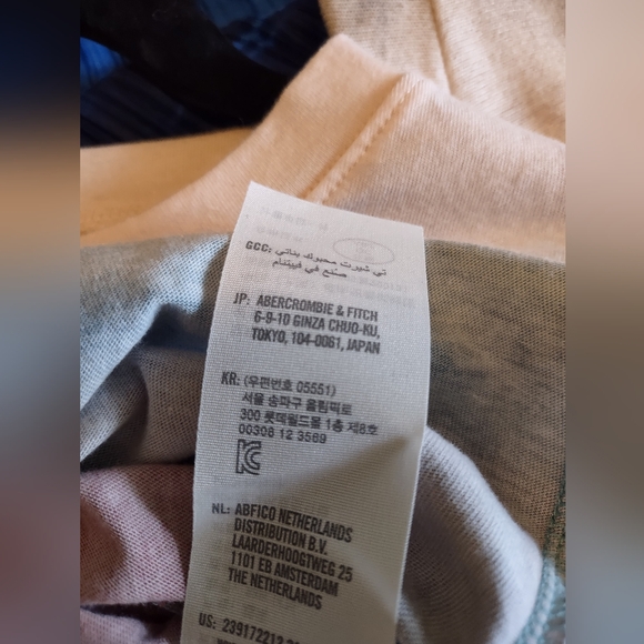 NWT Abercrombie & Fitch Kids Long Sleeve Tie Dye shirt, Girl's Size 11/12 - Picture 7 of 8